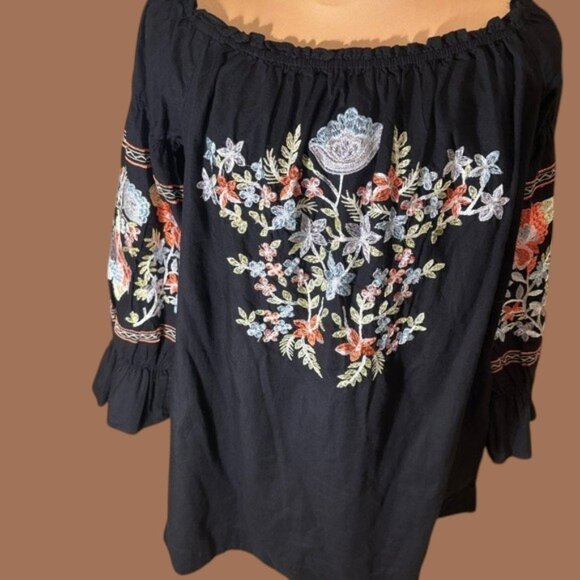 Free People Dresses & Skirts - Free People Black Floral Embroidered off the shoulder Mini Dress size med